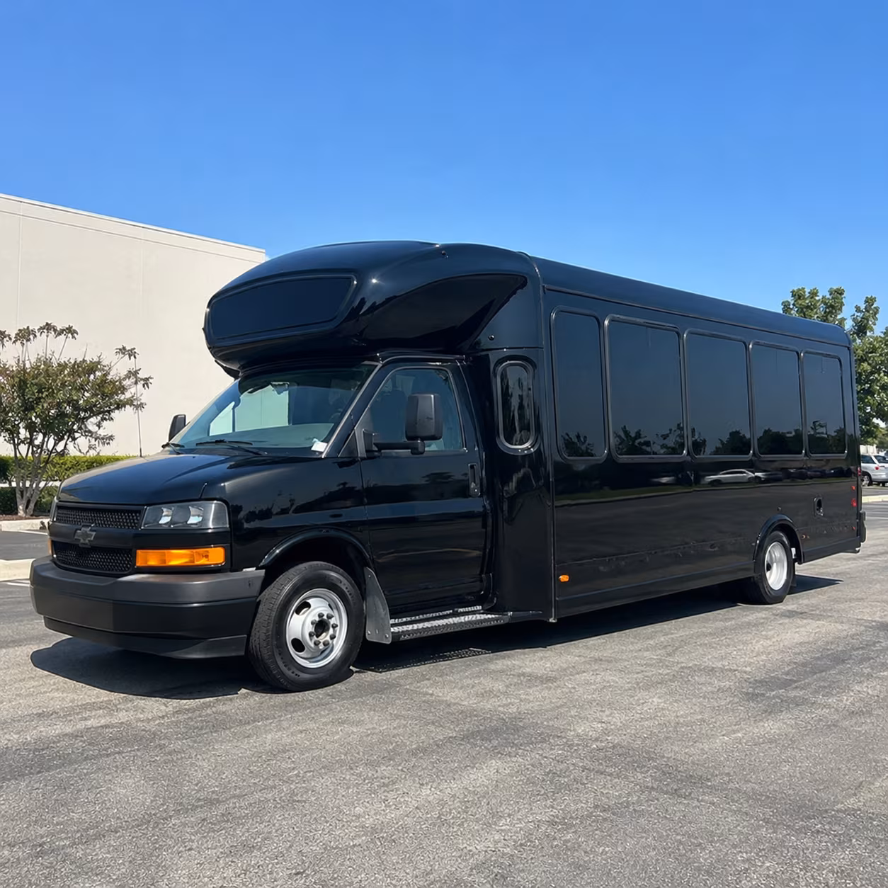 Murray Homecoming & Prom Party Bus Rentals