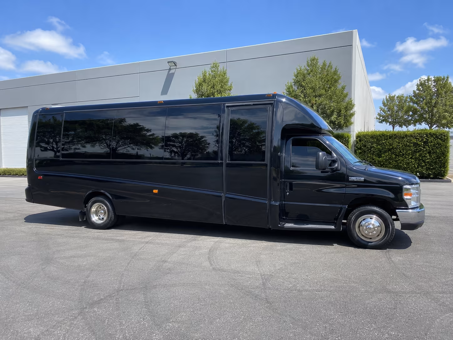 West Jordan Winery Tour & Pub Crawl Transportation